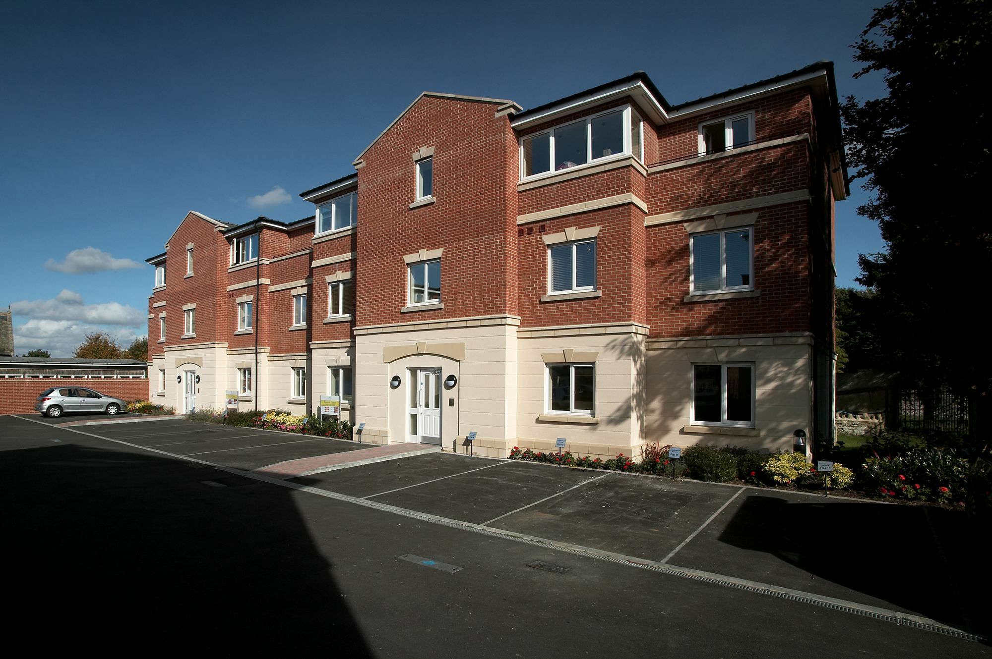 Southwich House By Esa Apartment Swindon Bagian luar foto